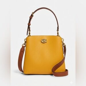 COACH Willow Bucket Bag (mint condition)